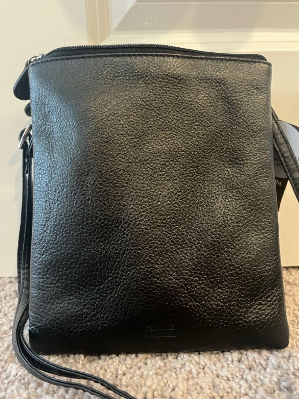 Giani Bernini Triple-Zip Black Leather Dasher Crossbody Bag for Women - Picture 9 of 10